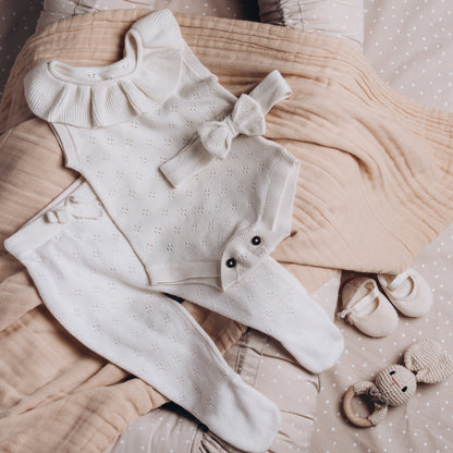 Elegant Baby Girl Knit Set with Bow